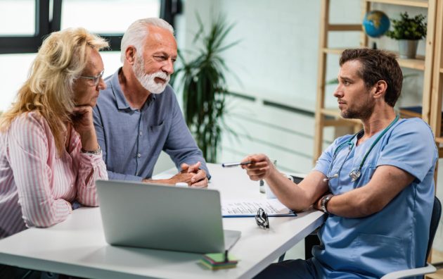 Mutuelle Santé Senior 2025 : 7 Erreurs à Éviter Absolument listepro
