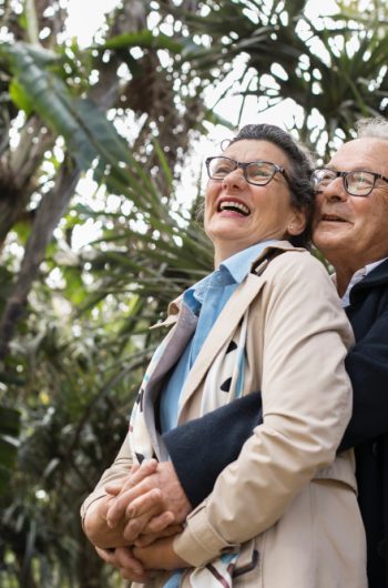 Comparer les mutuelles senior en 2025 : les 6 critères clés listepro