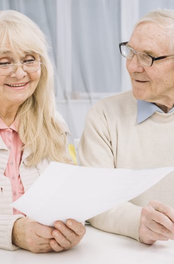 Assurance Santé Senior 2025 : Comment Payer Moins Sans Sacrifier Votre Couverture listepro